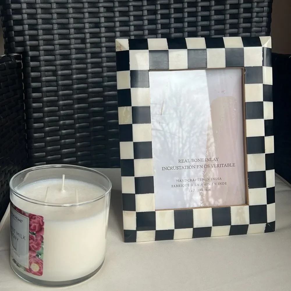 Checkered bone & wood inlay photo frame